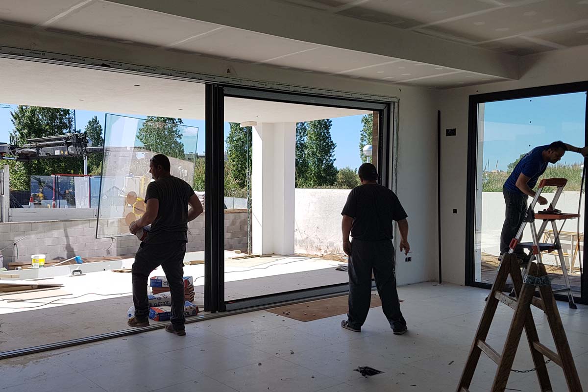 contrabando Crítico Gruñido Ventajas de instalar puertas y ventanas de PVC | Incoplast